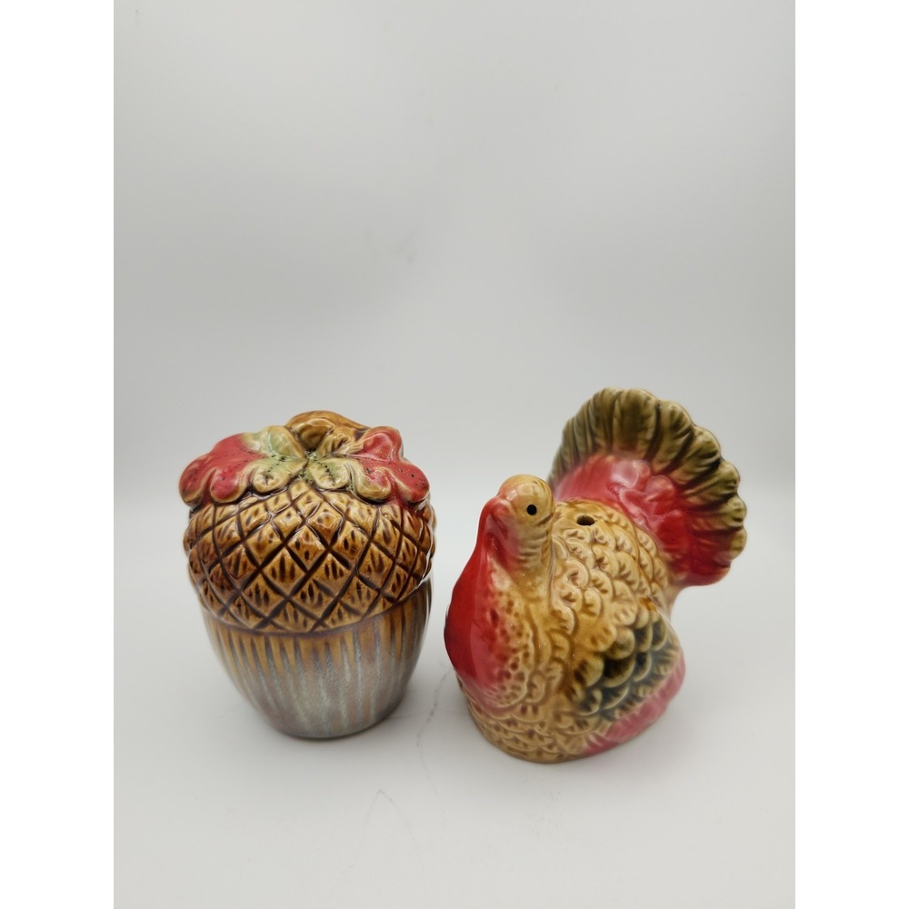 Vintage Ceramic Turkey & Acorn Salt & Pepper Shakers Thanksgiving Fall Decor